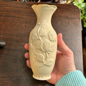 Chic Cream Vase with Embossed Floral Design